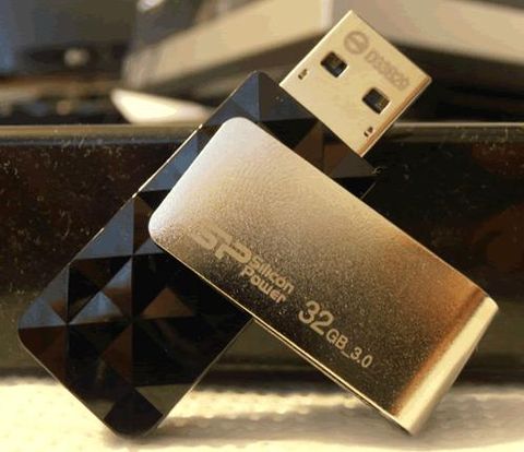 Silicon Power  Blaze B30