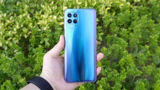Motorola Moto G100 lộ vẻ ngoài cuốn hút trong phiên bản màu ‘đại dương’, loạt thông số cấu hình xịn sò cũng được bật mí