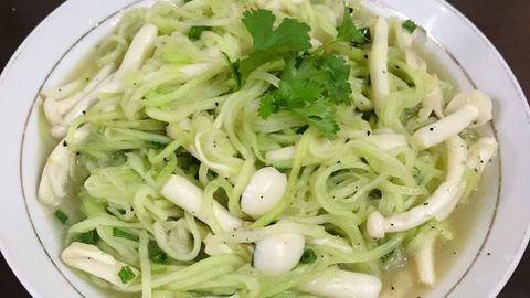 Cách làm su su xào nấm thơm bùi khó cưỡng cho bữa cơm thanh vị
