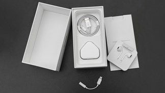 iPhone 11, iPhone Xr và iPhone SE sắp tới sẽ không được tặng kèm tai nghe và bộ sạc, đổi lại bạn sẽ có chiếc hộp... đẹp hơn