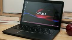  Sony Vaio Vpc-Eb3Bfx/B 