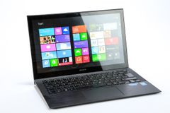  Sony Vaio Pro 13 Svp1321M2Eb 