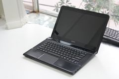  Sony Vaio Sve-15124Cx 