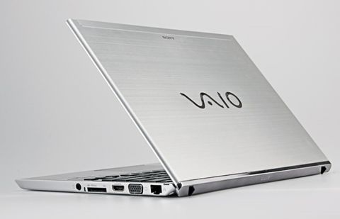 Sony Vaio Vgn-Cr590Ebr
