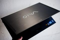  Sony Vaio Vpc-B11Cgx 