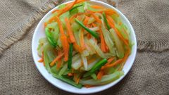  Cách làm su su xào cà rốt đơn giản thanh đạm cho bữa cơm gia đình 