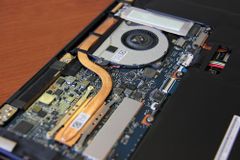  Mainboard Asus Zenbook Deluxe Ux490Ua 