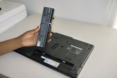  Pin, Vệ Sinh Bên Ngoài Sony Vaio Vpc-F136Fx/B 
