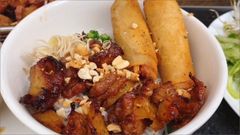  Cách làm bún thịt nướng chả giò thơm ngon dễ làm hấp dẫn tại nhà 