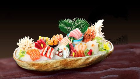 Sashimi là gì? Cách ăn sashimi chuẩn người Nhật, phân biệt sushi và sashimi