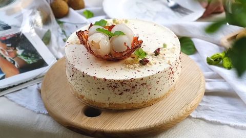Cách làm bánh mousse trái vải mềm ngon, ngọt mát không cần lò
