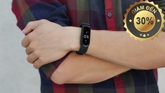 Hạ giá chỉ còn 6xx ngàn đồng cùng bảo hành 1 đổi 1 trong 1 năm, vòng đeo tay Mi Band 5 quả là lựa chọn đáng giá dịp đầu năm mới