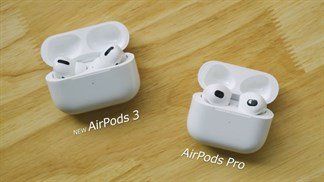 AirPods 3 chưa ra mắt mà đã xuất hiện hàng fake, bản hàng thật sẽ có thiết kế vừa vặn và dễ chịu hơn khi đeo vào tai