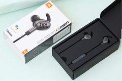  Tai nghe Bluetooth thể thao JBL V110GABT 