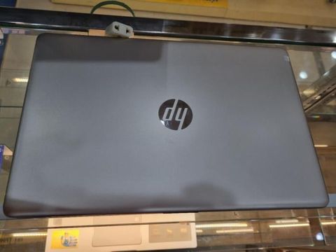 HP 15 da1033TX i7 8565U/4GB/1TB/2GB MX130/15.6