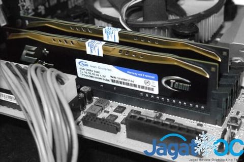 Team Group Elite Plus U-Dimm Ddr4 2400  4Gbx4