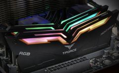  Team Group Night Hawk Rgb / Night Hawk Ddr4 3200 8Gbx2 