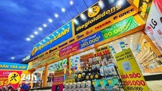 Dù nhiều cửa hàng ảnh hưởng do làn sóng dịch Covid-19 thứ 4, Trung Tâm Bảo Hành vẫn ghi nhận doanh thu cao nhất từ đầu năm