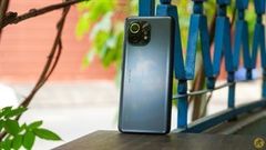 Xiaomi Mi 11 5G đã có hàng trải nghiệm, mau phi xe đến siêu thị gần nhất để được thấy tận mắt, sờ tận tay siêu phẩm nào 