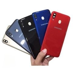  Thay nắp lưng Samsung M20 