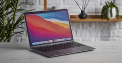  MacBook là của nước nào? MacBook có tốt không? Có nên mua không? 