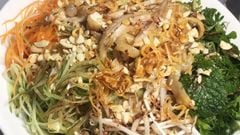  Cách làm bún gà trộn ngon miệng dễ làm hấp dẫn đổi vị bữa ăn gia đình 