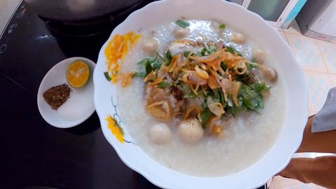 2 cách nấu cháo trứng vịt lộn thơm ngon bổ dưỡng, vô cùng đơn giản