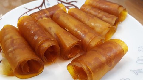 Cách làm bánh tráng xoài Nha Trang dẻo mềm, ăn là ghiền đơn giản tại nhà