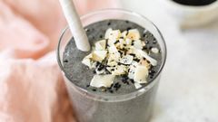  2 cách làm sinh tố mè đen (vừng đen) thơm lừng, bùi ngậy thơm ngon 