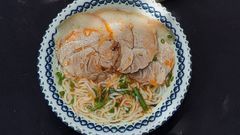  Cách nấu bún giò heo Quảng Ngãi chuẩn vị đậm đà, thơm ngon cực đơn giản 