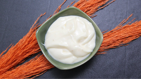 2 Cách làm sốt mayonnaise bằng máy xay sinh tố béo ngậy đơn giản tại nhà