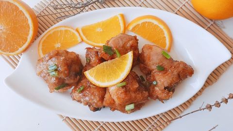 Cách làm gà sốt cam chua ngọt thơm ngon đổi vị bữa cơm gia đình