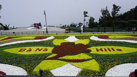 Bà Nà Hills: Địa chỉ? Giá vé? Trò chơi? 2021