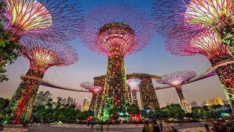 Công viên Ánh Sáng - Vinhomes Grand Park: Giá vé, trò chơi?