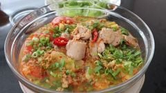  Cách nấu bún cá ngừ hộp ngon nhanh đơn giản cho tuần giãn cách tại nhà 