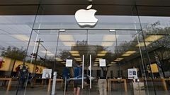  Apple báo cáo doanh thu kỷ lục 111.4 tỷ USD, chủ lực vẫn là dòng iPhone 12, lần đầu tiên vượt mặt thị phần của Samsung 