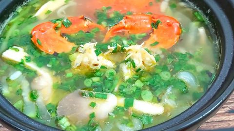 Cách nấu canh cua biển nấu bầu ngon miệng hấp dẫn cho bữa cơm