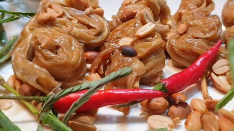 2 cách làm tàu hũ ky khìa nước dừa đậm đà hấp dẫn dễ làm
