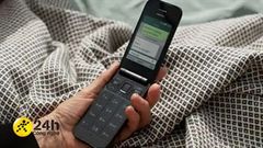  Nghe Đồn Là: Nokia 2760 Flip 4G thiết kế nắp gập quen thuộc, hỗ trợ kết nối 4G, hệ điều hành KaiOS 3.0 (liên tục cập nhật) 