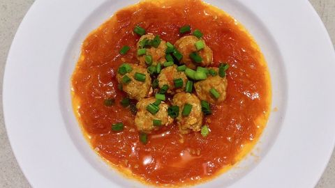 2 cách làm thịt viên sốt cà chua thơm ngon tuyệt hảo, dễ làm tại nhà