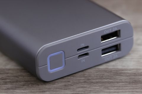 Pin sạc dự phòng 10000mAh Lightning Xmobile LJ JP90S Nhôm Xám