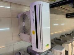  Điều hòa Toshiba Inverter 9000 BTU RAS-H10D2KCVG-V 