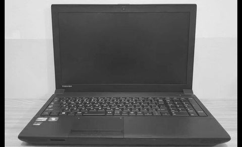 Toshiba Dynabook b553