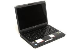  TOSHIBA SATELLITE P300-1GG 
