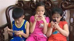  Sự cố 'Thơ Nguyễn' và cái nhìn tổng quát hơn về sự an toàn của các trang mạng xã hội giải trí ảnh hưởng đến trẻ em hiện nay 
