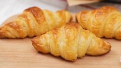  Cách làm bánh sừng trâu (croissant) trứng muối thơm ngon, béo ngậy 