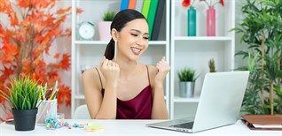 Tư Vấn Chọn Mua Laptop Cho Dân Văn Phòng Phù Hợp