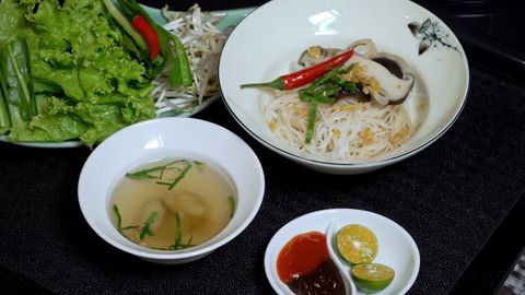 2 cách làm hủ tiếu khô chay ngon hấp dẫn dễ làm cho mùa Vu Lan