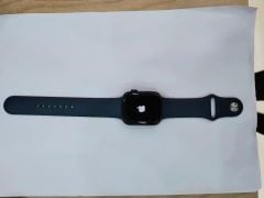  Apple Watch S6 GPS, 44mm Blue Aluminium Case with Deep Navy Sport Band - Regular (M00J3VN/A) 