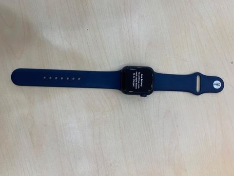 Apple Watch S6 GPS, 40mm Blue Aluminium Case with Deep Navy Sport Band - Regular (MG143VN/A)